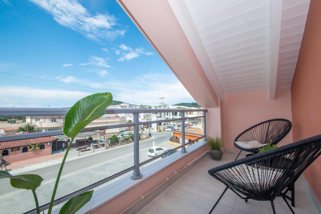 Gold Olive Suites Alykanas  Esterno foto